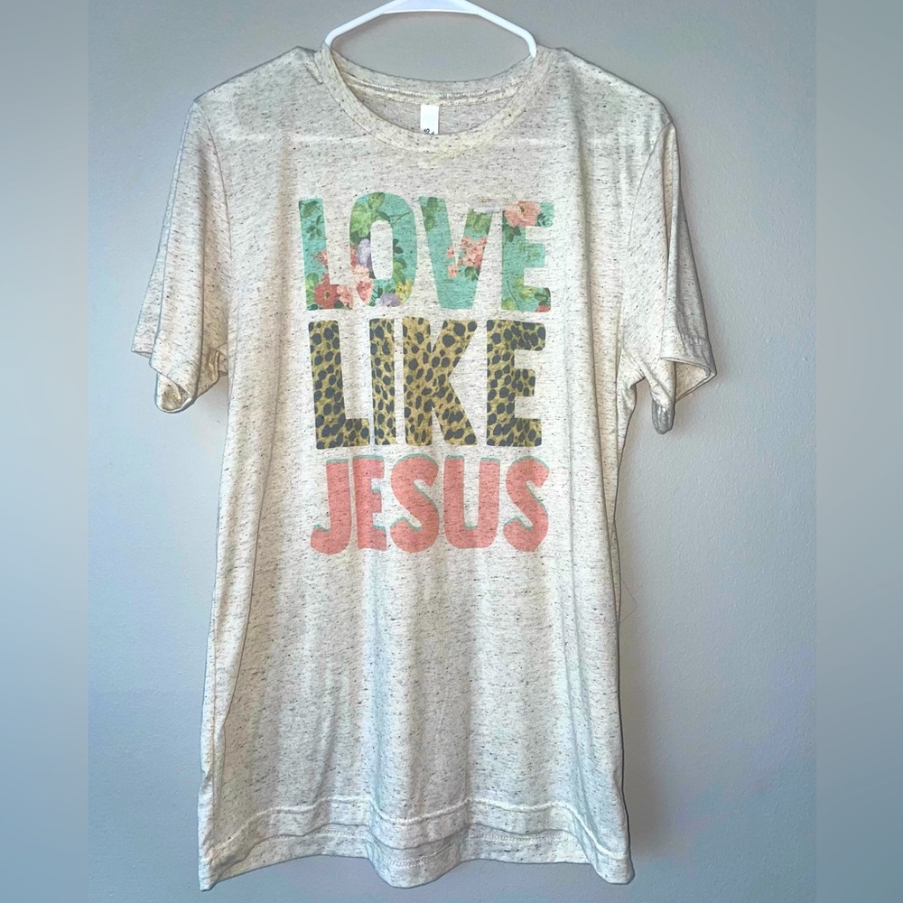 Love Like Jesus Graphic Tee. Size Medium.